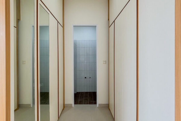 Mrs. Di – Walk in Closet Japandi